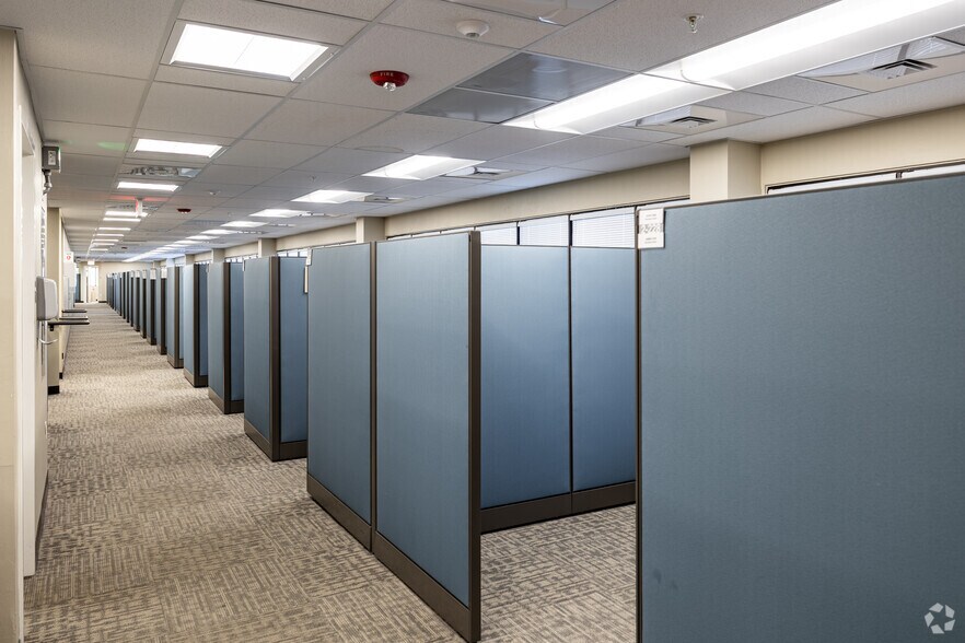 More Photos Of 3745 Broadway, Fort Myers Medical For Lease