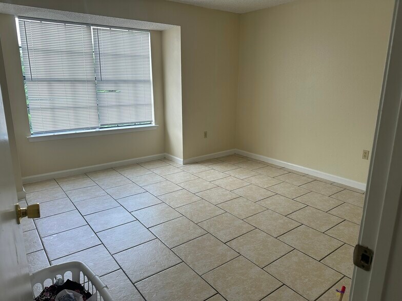 More Photos Of 8521 Rush Ave, Baton Rouge Apartments For Sale