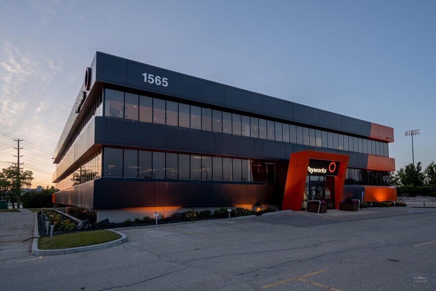 Primary Photo Of 1565 Willson Pl, Winnipeg Flex For Sale