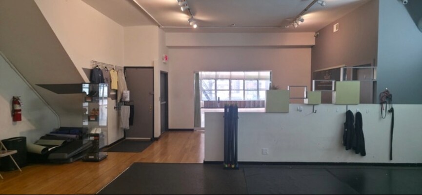 More Photos Of 2726 Broadway, New York Storefront Retail Office For Lease