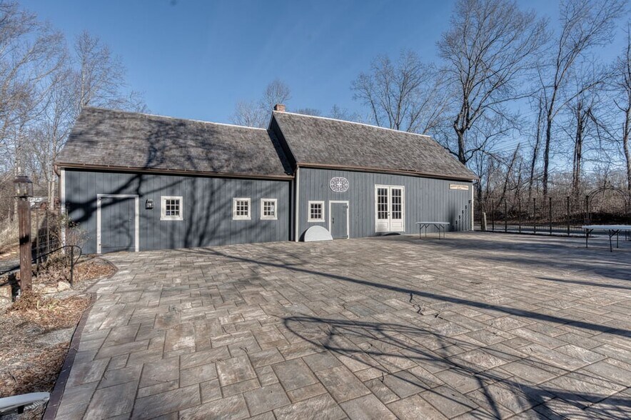 More Photos Of 59 Hidden Lake Rd, Higganum Specialty For Sale