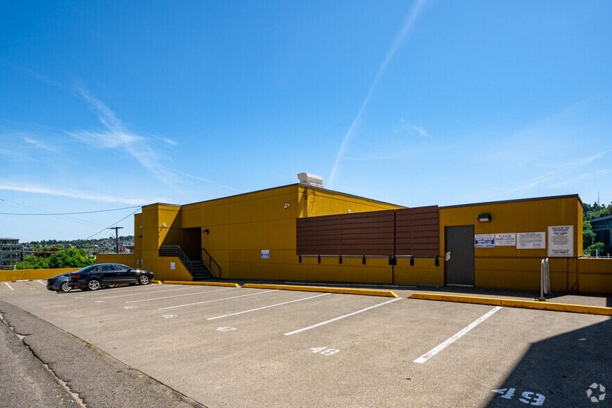 More Photos Of 936 N 34th St, Seattle Office For Lease