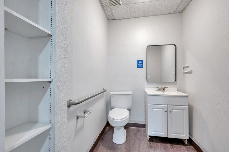 More Photos Of 5100 78th Ave N, Pinellas Park Medical For Lease