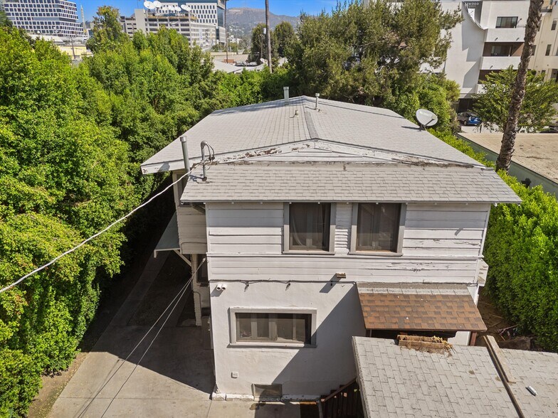 More Photos Of 5742 La Mirada Ave, Los Angeles Apartments For Sale
