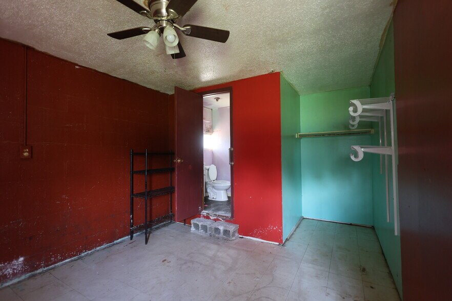 More Photos Of 25377 Welling rd, Welling Apartments For Sale