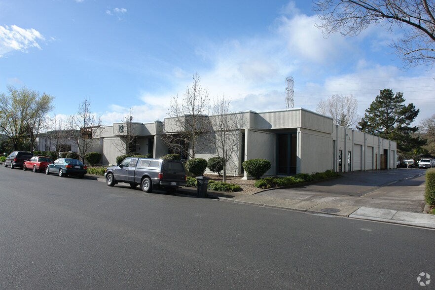 More Photos Of 12 Pamaron Way, Novato Manufacturing For Lease