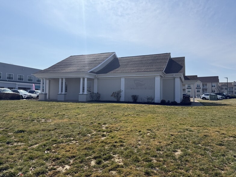 More Photos Of 445 W Main St, Branford Office For Lease