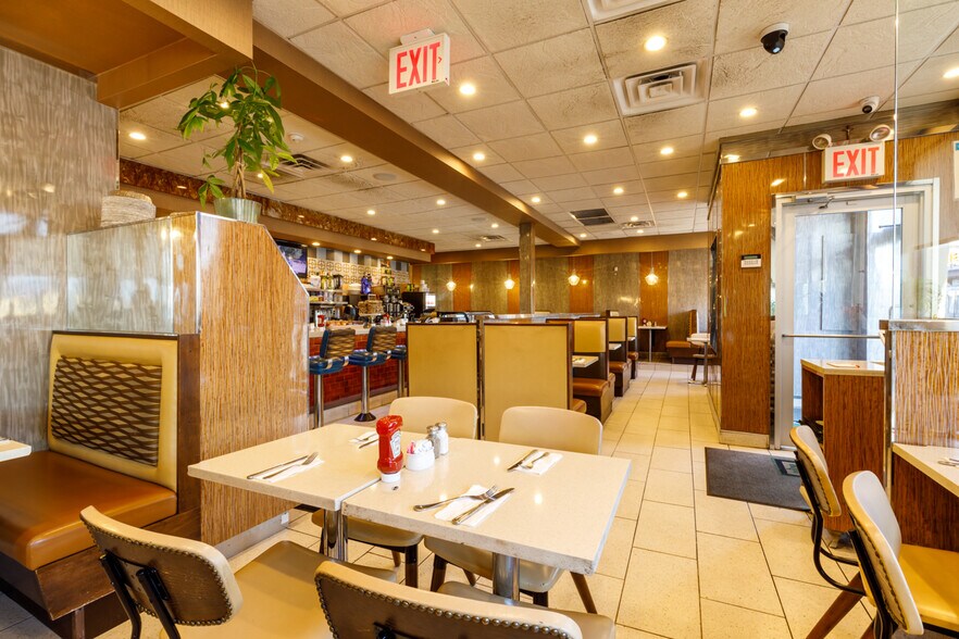 More Photos Of 245 Merrick Rd, Lynbrook Restaurant For Sale