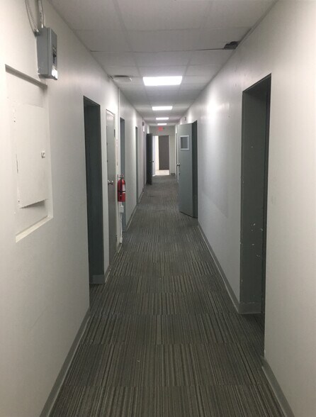 More Photos Of 1208 Calumet St, Houston Manufacturing For Lease