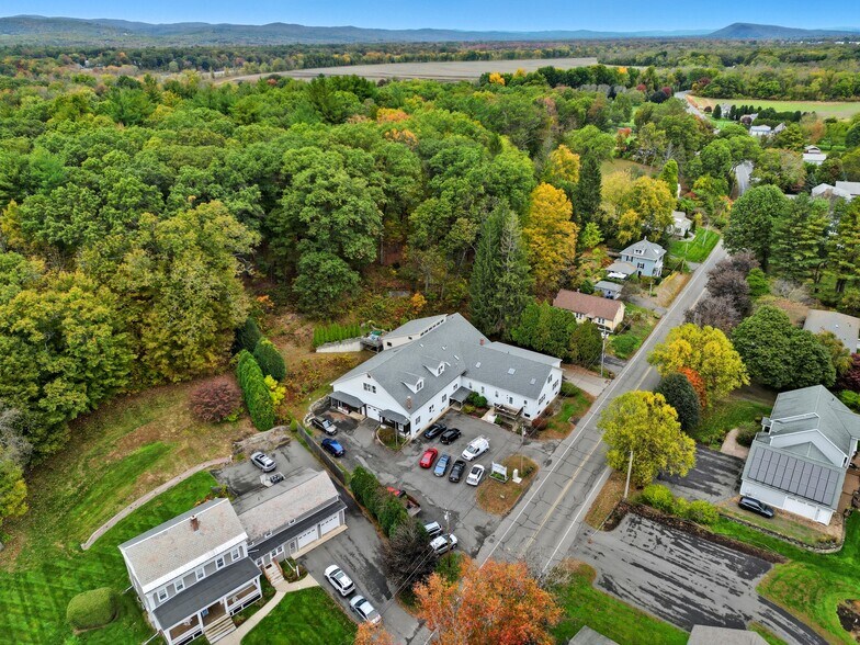 More Photos Of 131 Main St, Hatfield Loft Creative Space For Lease