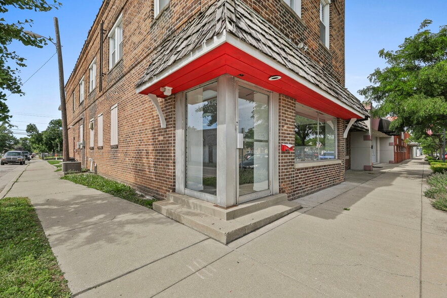 Primary Photo Of 201 Main St, Beech Grove Storefront Retail Residential For Sale