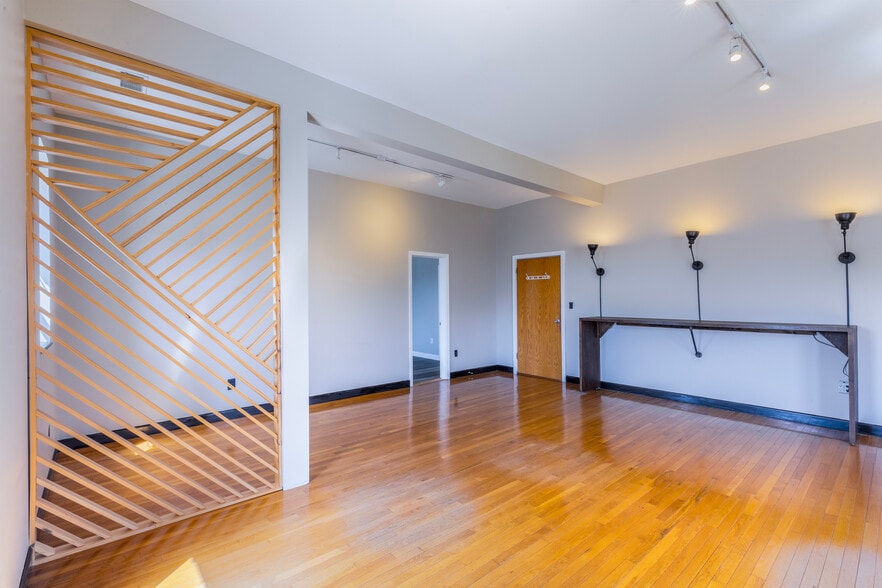 More Photos Of 408 N Euclid Ave, Saint Louis Office For Lease