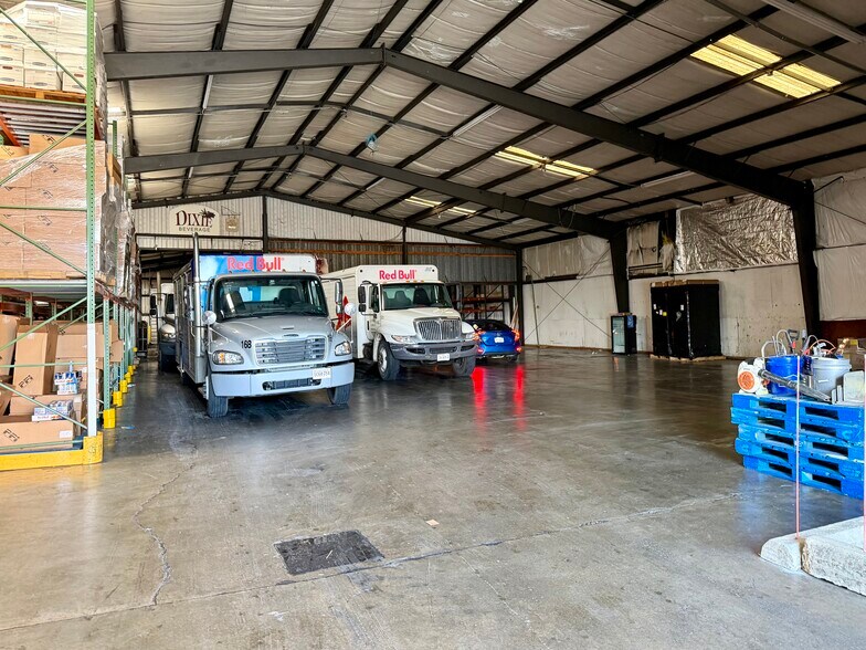 More Photos Of 2705 S Pleasant Valley Rd, Winchester Distribution For Lease