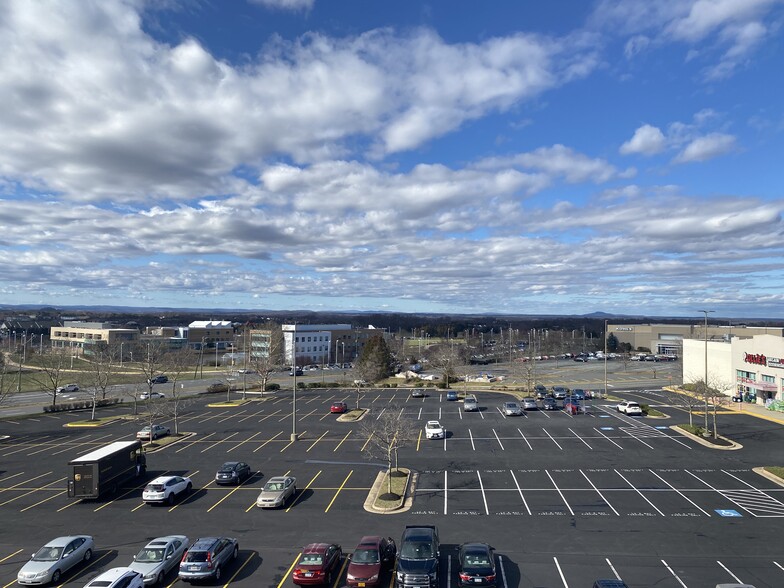 More Photos Of 21335 Signal Hill Plaza, Sterling Office For Sale