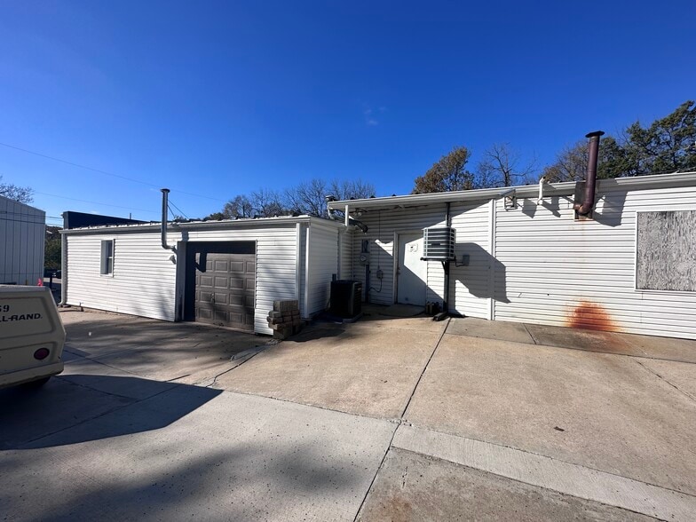 More Photos Of , Kansas City General Retail For Sale