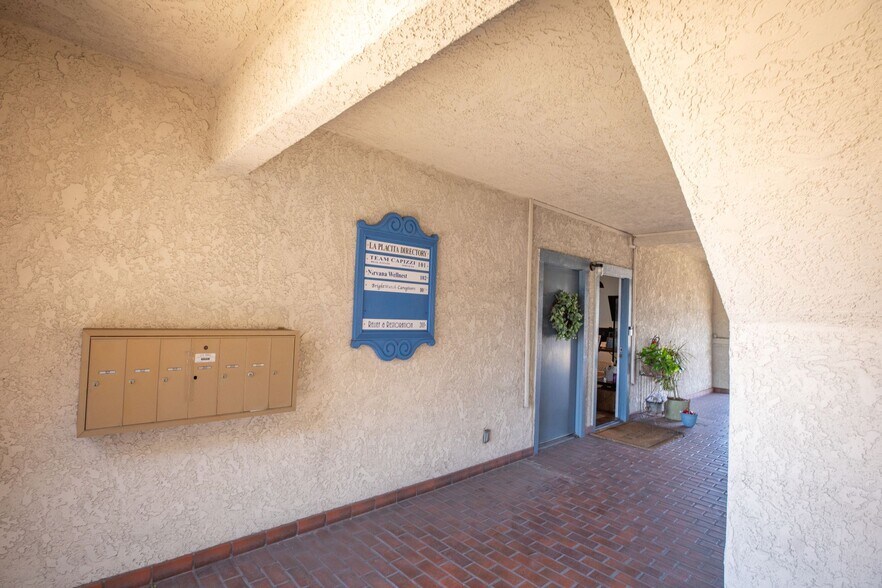 More Photos Of , Huntington Beach Office For Sale