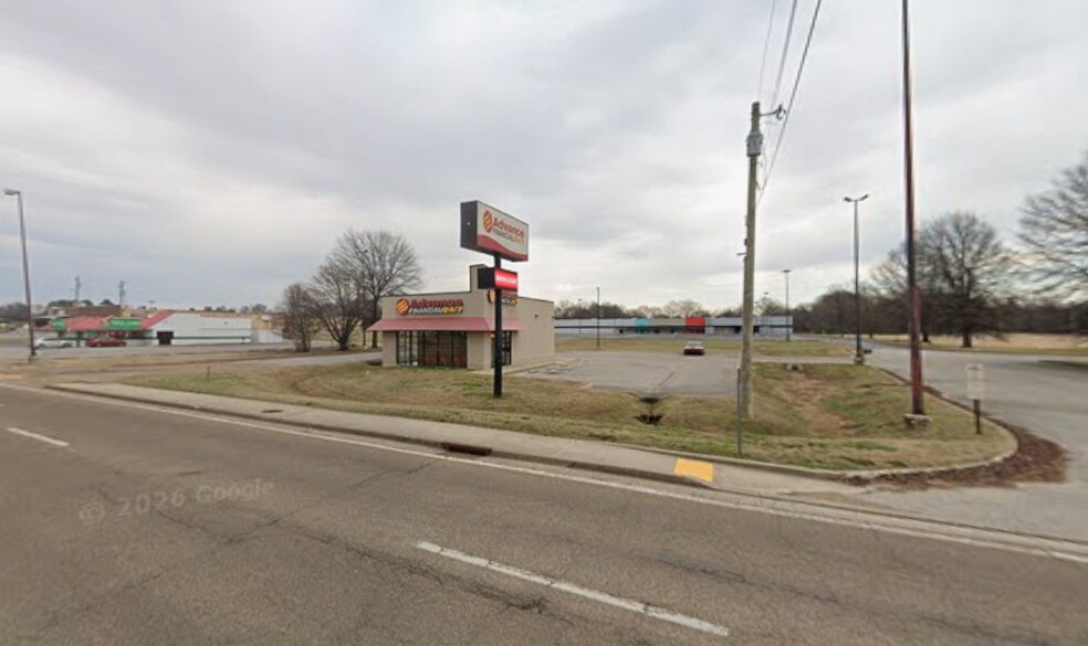 More Photos Of 2480 N Central Ave, Humboldt Storefront Retail Office For Sale