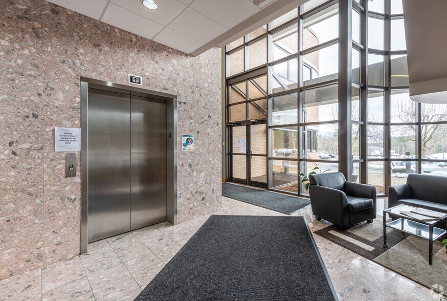 More Photos Of 10 Corporate Dr, Bedford Office For Lease