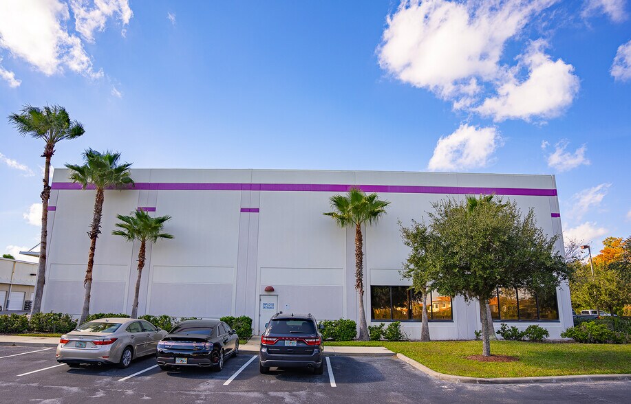 More Photos Of 6333 McCoy Rd, Orlando Warehouse For Sale