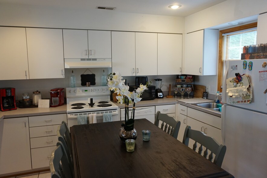 More Photos Of 215 Grover St, Warrensburg Apartments For Sale
