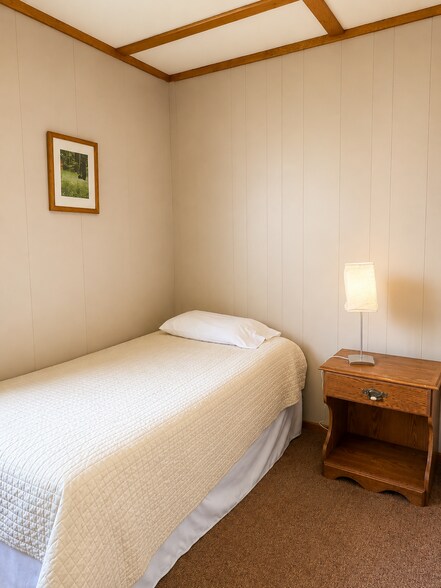 More Photos Of W17461 Norton Rd, Gould City Hotel For Sale