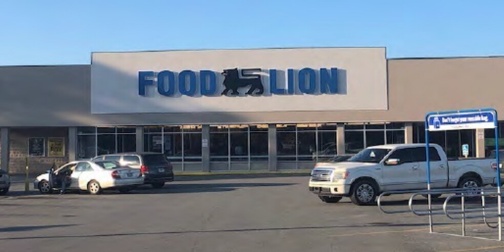 More Photos Of 207 W McPherson Ave, Nashville General Retail For Lease