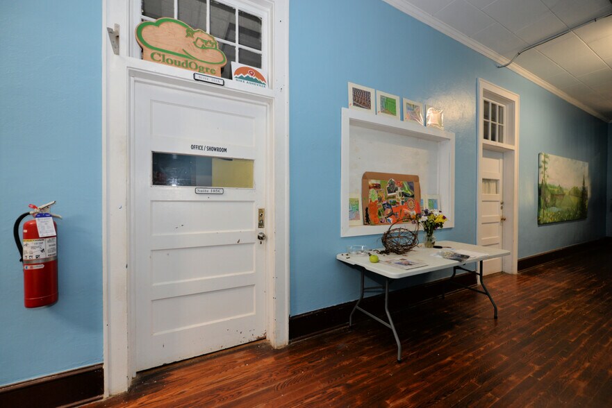 More Photos Of 156 School Rd, Mill Spring Office For Lease