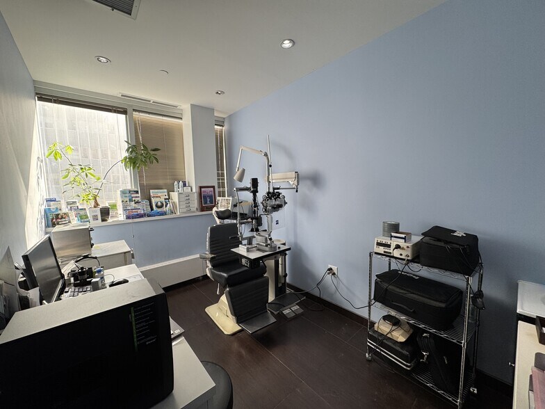 Primary Photo Of 139-149 Centre St, New York Medical For Sale