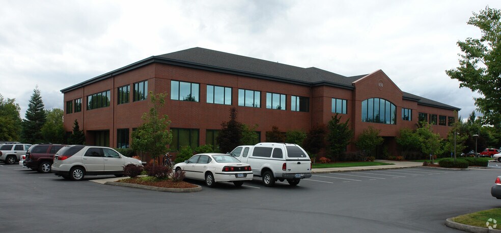 More Photos Of 650-680 Hawthorne Ave SE, Salem Unknown For Lease