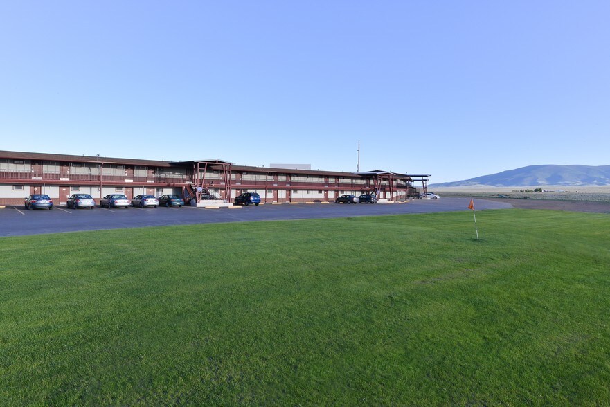 More Photos Of 2830 US Highway 160 W, Monte Vista Hotel For Sale