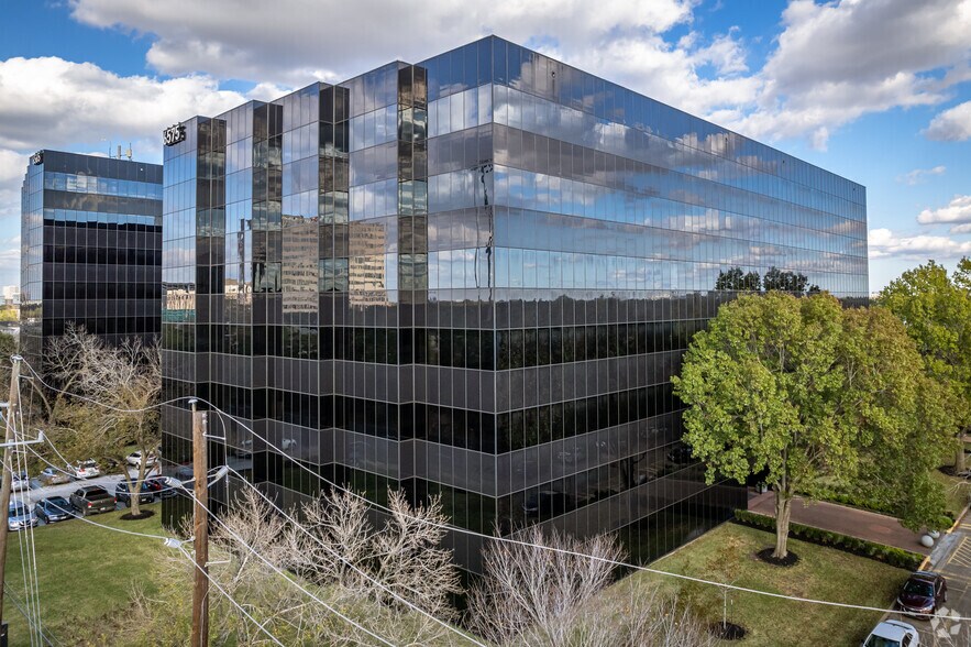 More Photos Of 6565 West Loop South, Bellaire Medical For Lease