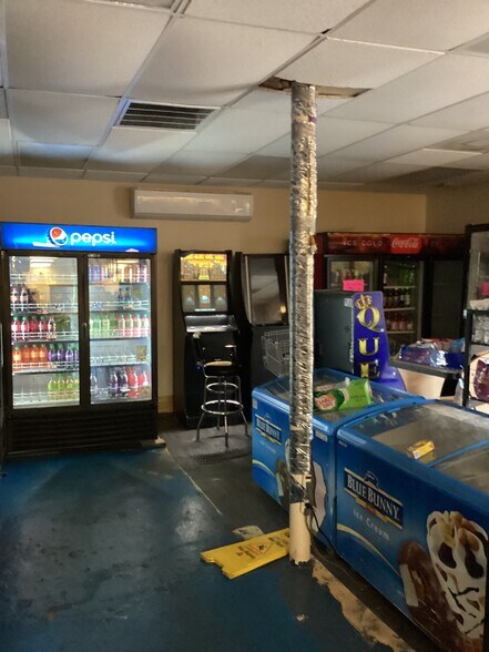 More Photos Of 1537 Park Ave, Lynchburg Storefront For Sale