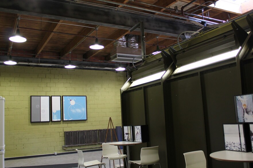 More Photos Of 1618-1620 Central Ave NE, Minneapolis Warehouse For Lease