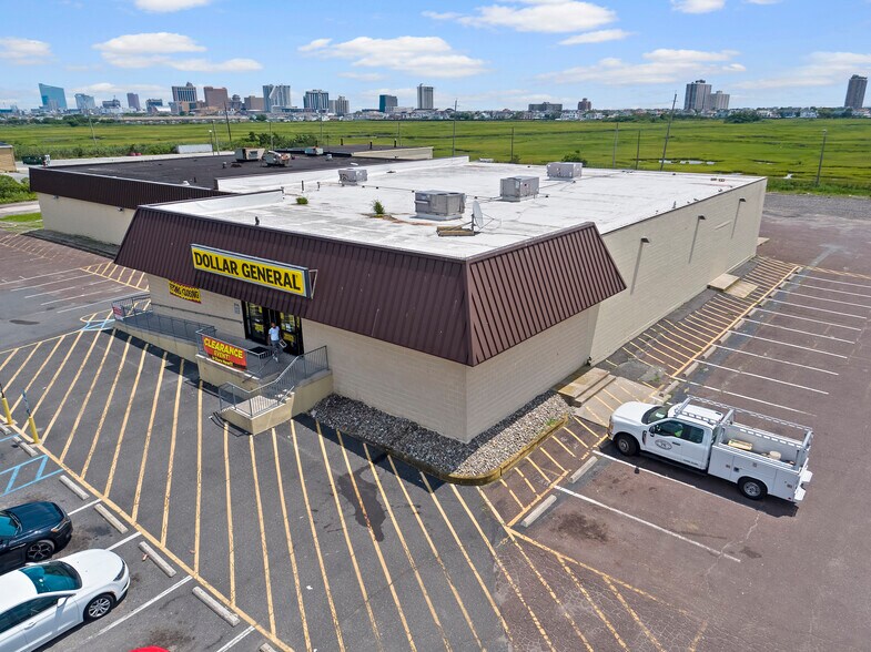 More Photos Of 4910 Wellington Ave, Ventnor City Freestanding For Lease