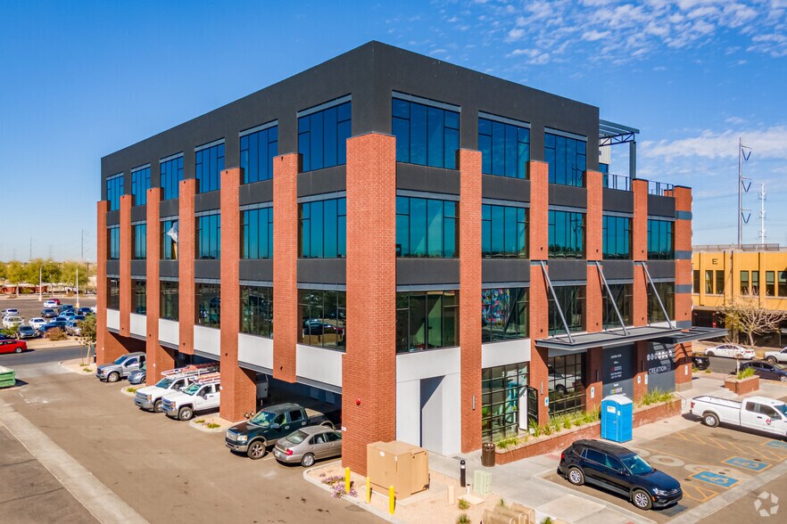 More Photos Of 325 N Ash St, Gilbert Office For Lease