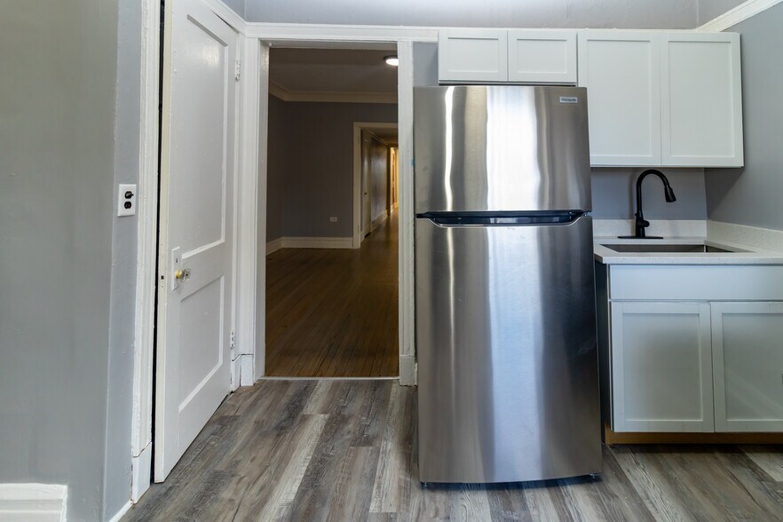 More Photos Of 7304 S Union Ave, Chicago Apartments For Sale