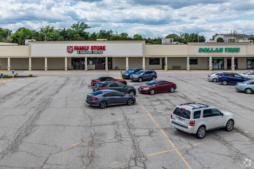More Photos Of 612-620 S 130th St, Bonner Springs Storefront For Sale