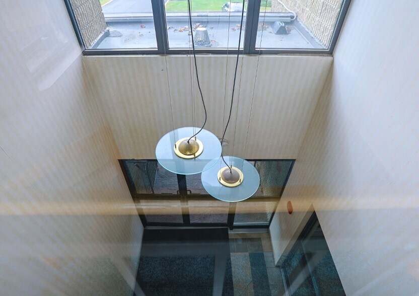 More Photos Of 633 Rt-211, Middletown Office For Sale