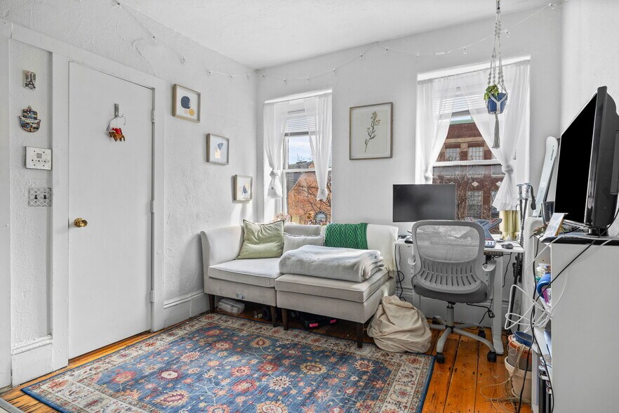 More Photos Of 19 S Russell St, Boston Apartments For Sale