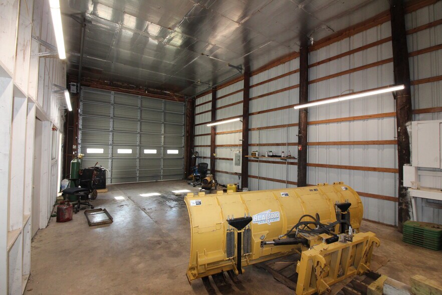 More Photos Of 1116B NJ-12 St, Frenchtown Flex For Lease