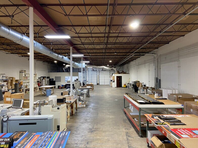 More Photos Of 4835 Cash Rd, Dallas Manufacturing For Lease