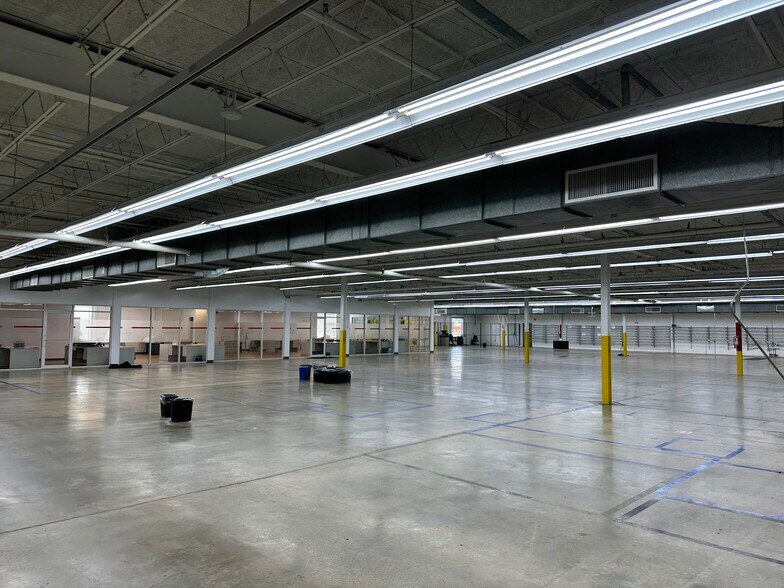 More Photos Of 1721 White Horse Rd, Greenville Manufacturing For Lease