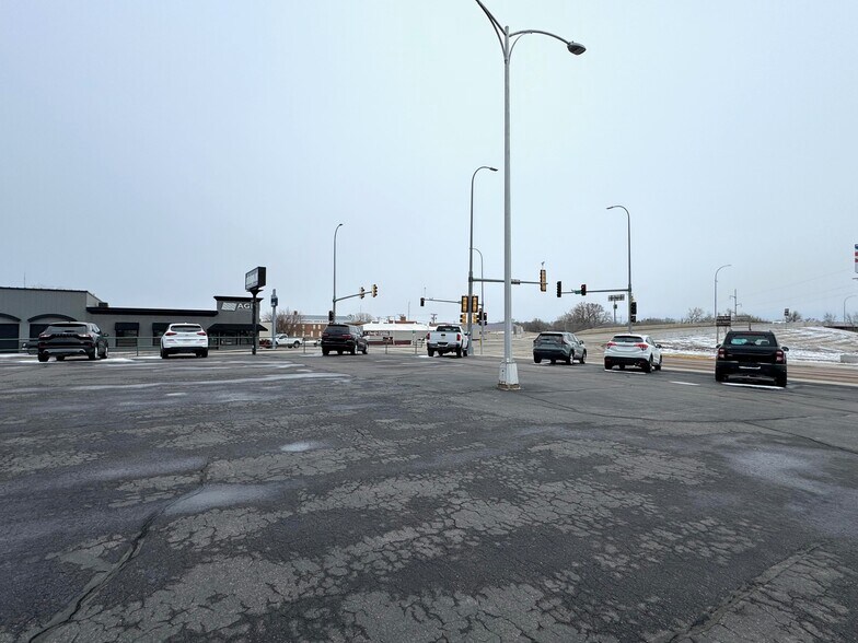 More Photos Of 404 W 1st Ave, Mitchell Land For Sale