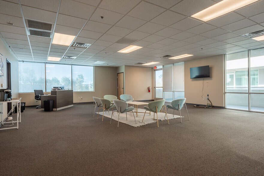 More Photos Of 7373-7375 Peak Dr, Las Vegas Medical For Lease