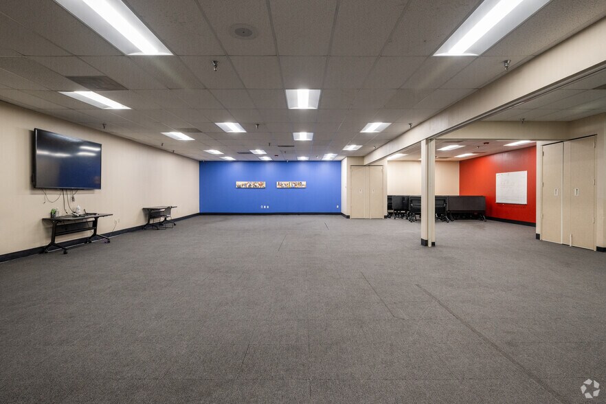 More Photos Of 3532 Franklin St, Denver Office For Lease