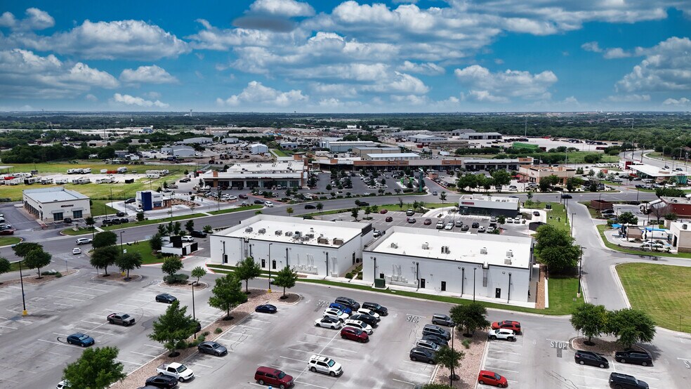 More Photos Of 18 Borgfeld Rd, Cibolo Storefront Retail Office For Lease