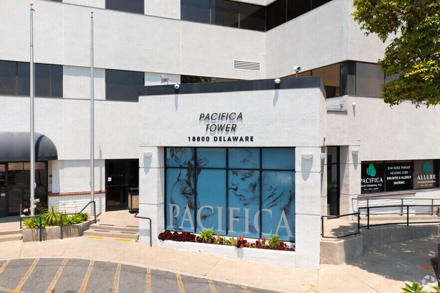 More Photos Of 18800 Delaware St, Huntington Beach Medical For Lease