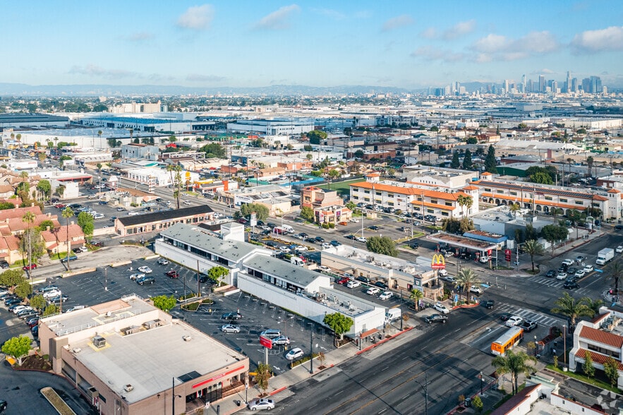 More Photos Of 2528-2570 E Slauson Ave, Huntington Park Unknown For Lease