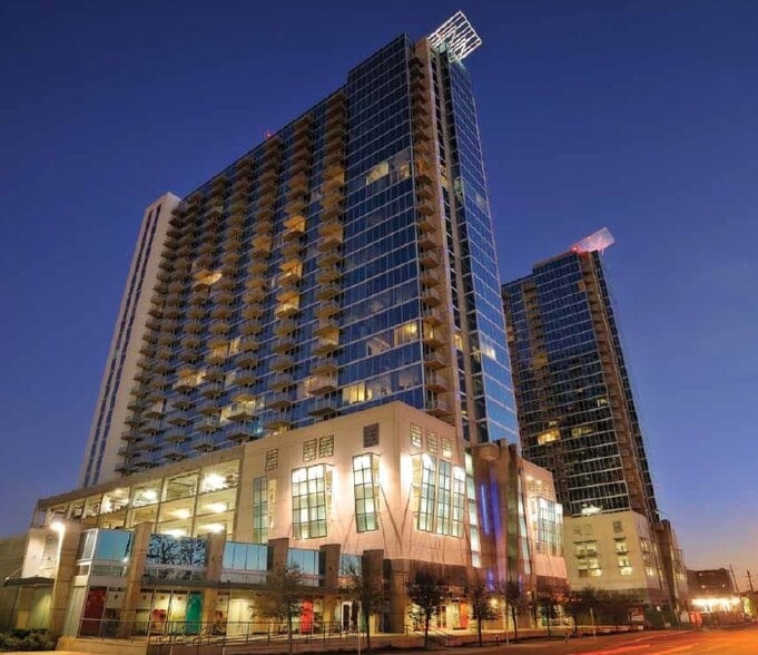 More Photos Of 5925 Almeda Rd, Houston Apartments For Lease