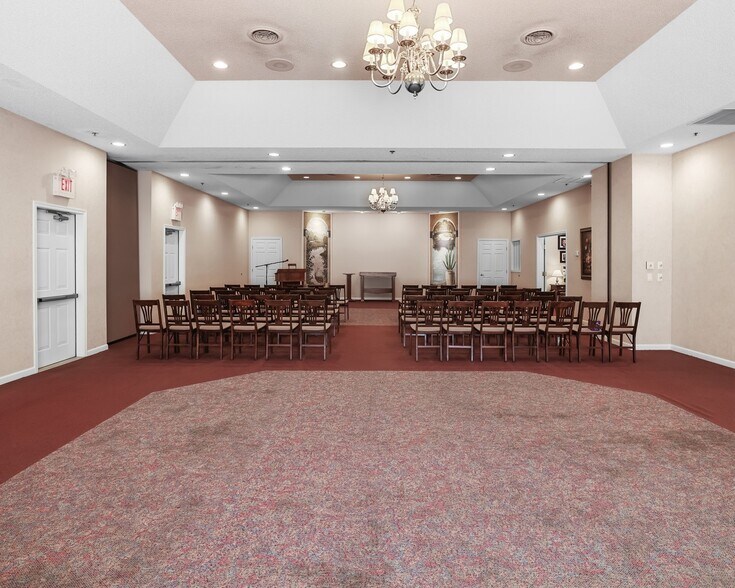 More Photos Of 16394 Glory Ln, Eden Prairie Funeral Home For Sale